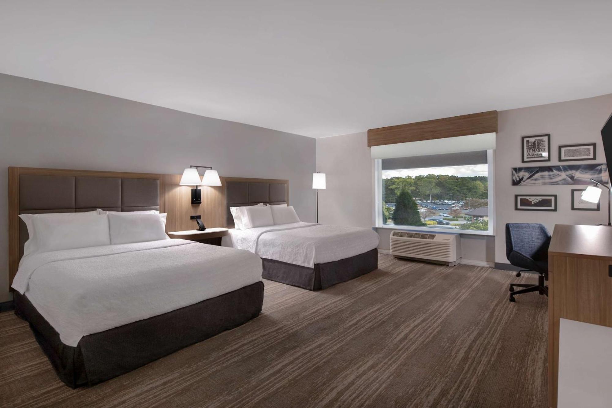 Hampton Inn Ізлі Екстер'єр фото