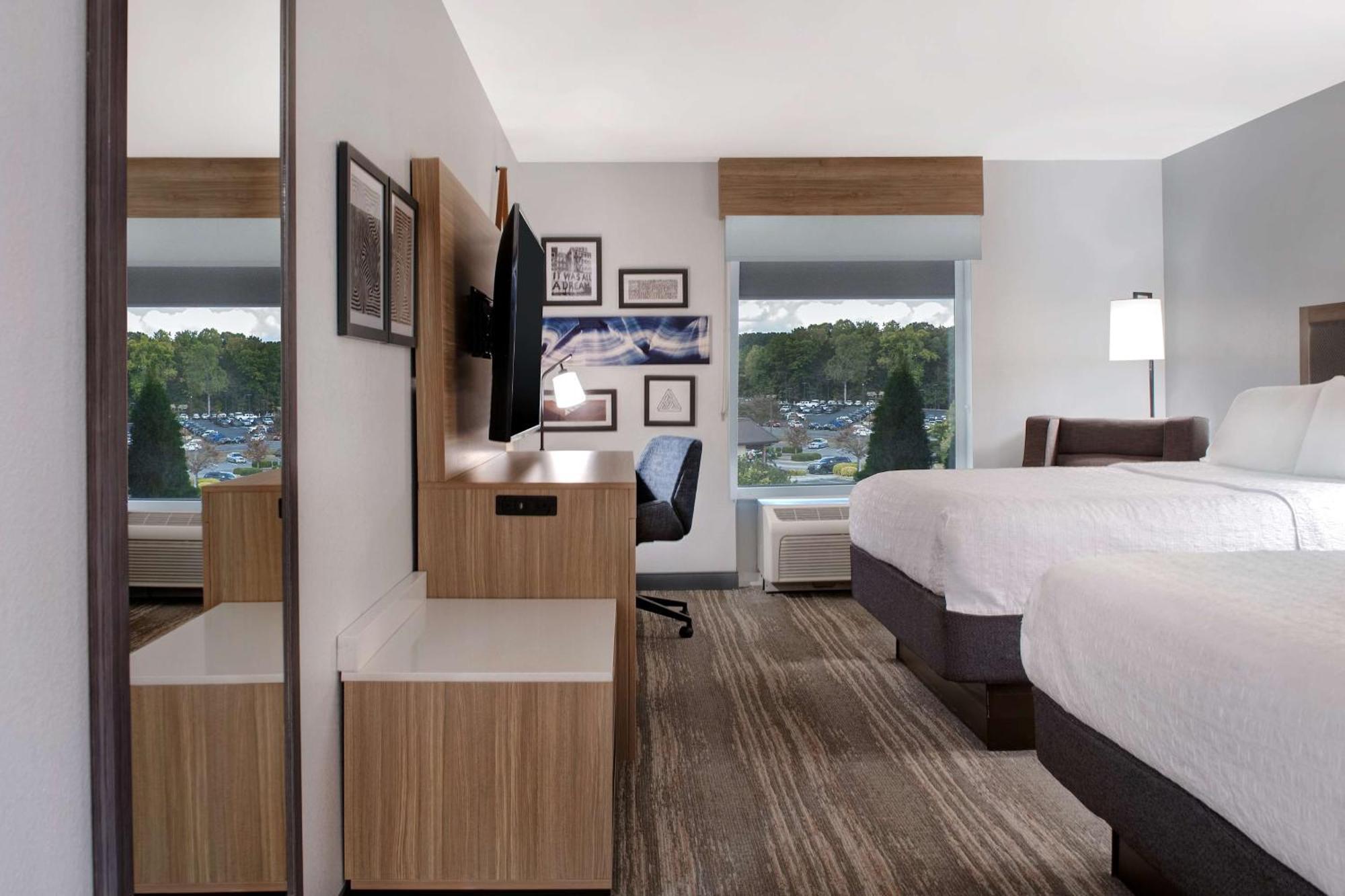 Hampton Inn Ізлі Екстер'єр фото