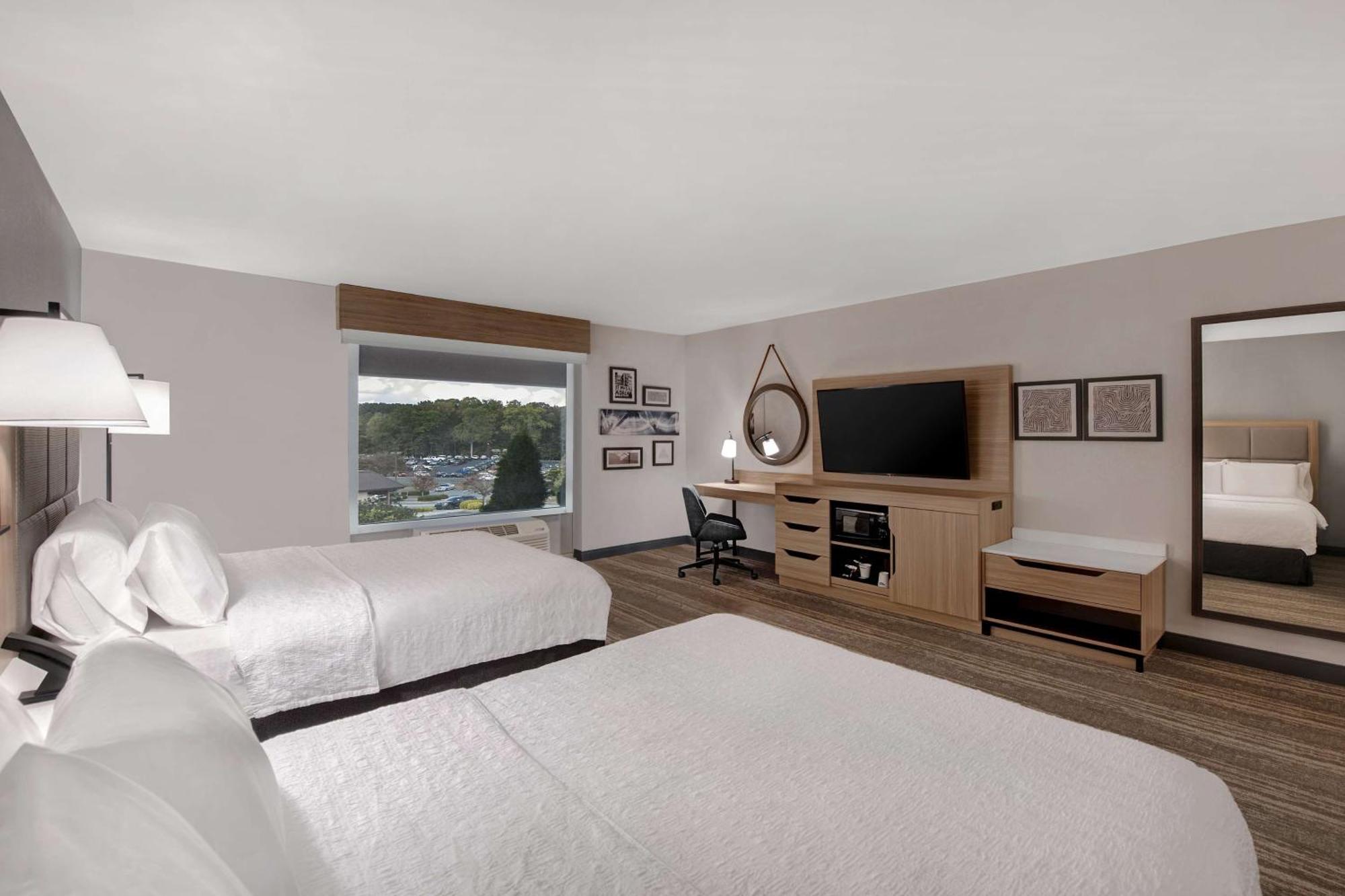 Hampton Inn Ізлі Екстер'єр фото