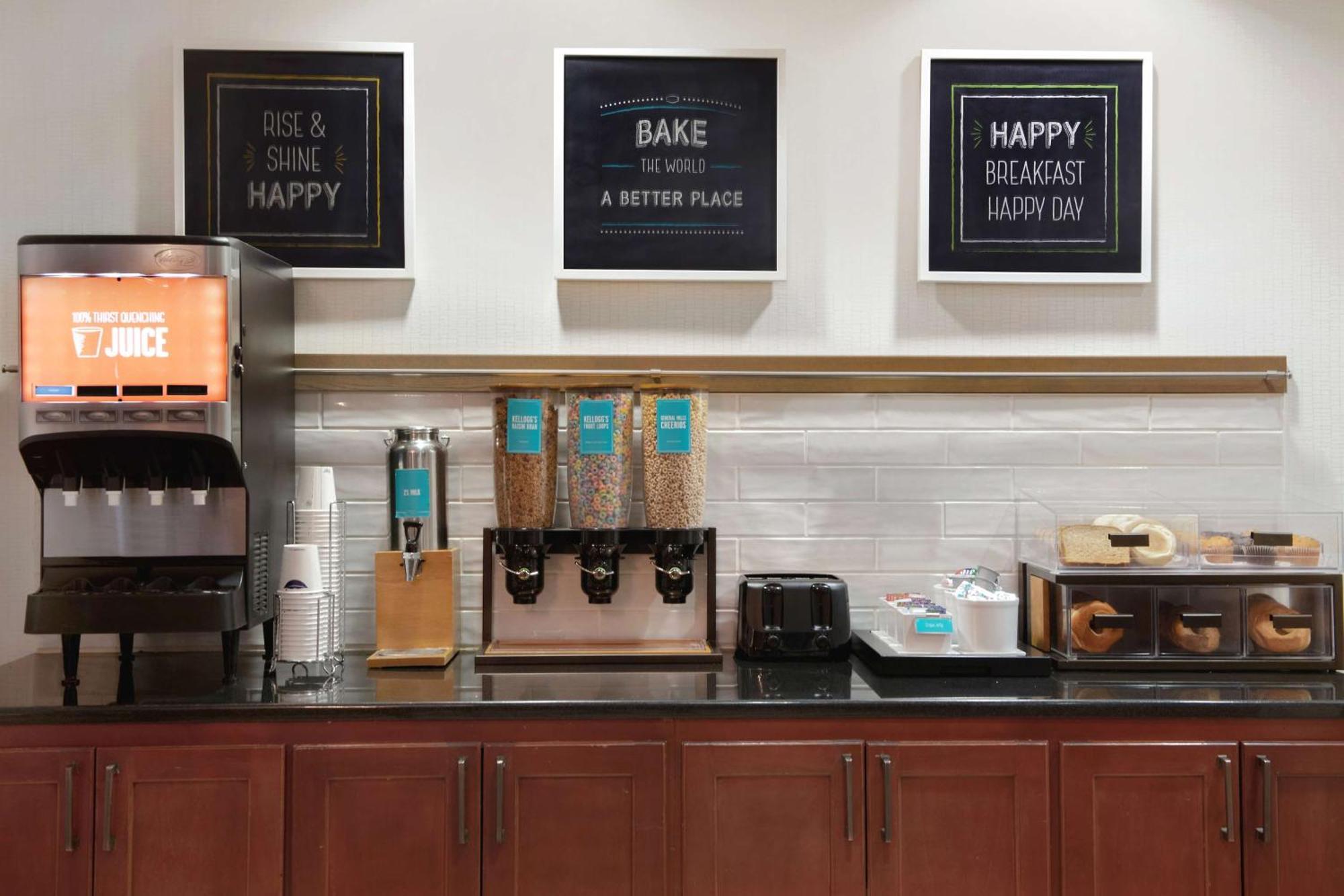 Hampton Inn Ізлі Екстер'єр фото