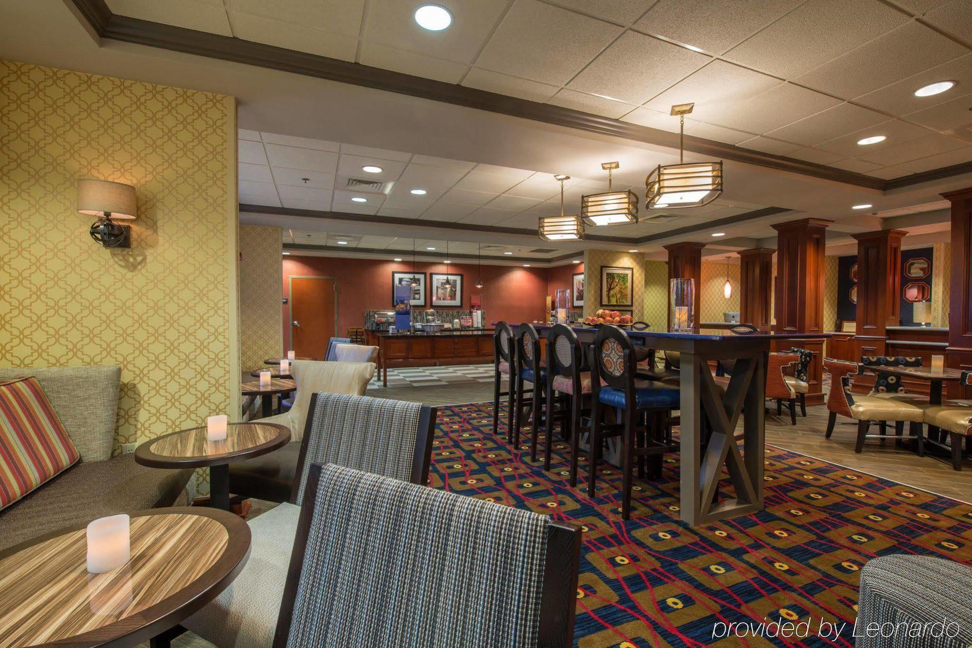 Hampton Inn Ізлі Екстер'єр фото